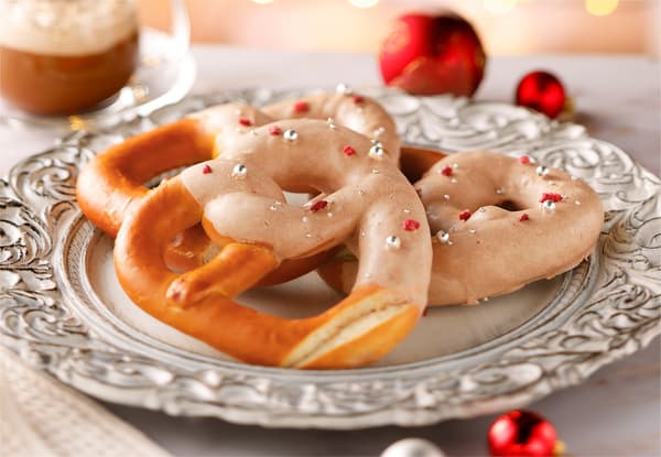 Milk Tea Pretzel