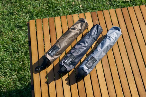 Tersedia dalam warna Coyote, Charcoal, dan Gray