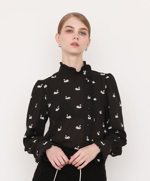 Blusa de la colección DESSERT de LOULOU WILLOUGHBY