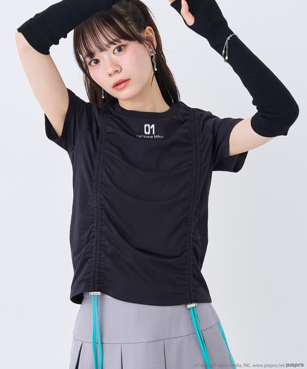 Hatsune Miku Image Contact Cooling T-Shirt (back view)