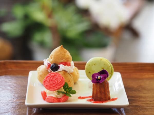 Hanabun Rose Plate
