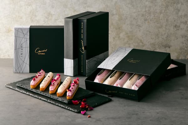 Boxed set of œuf bâton pastries