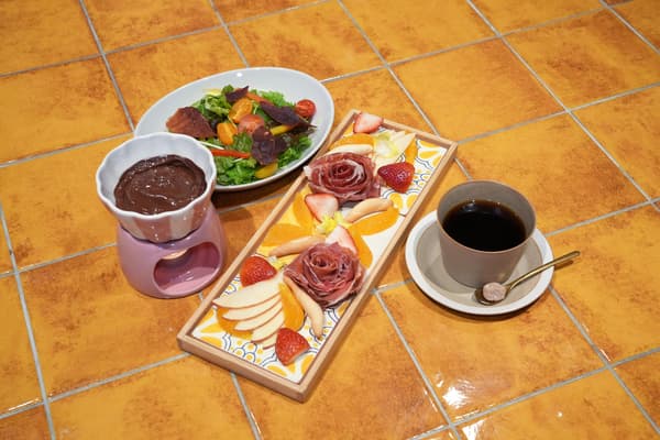 Valentine's Rose Plate