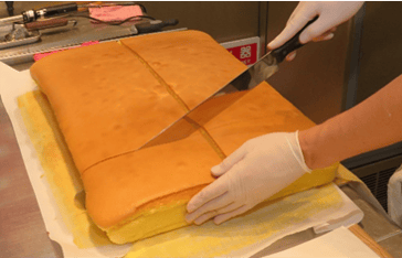 受欢迎的台湾古早蛋糕吸引了长队