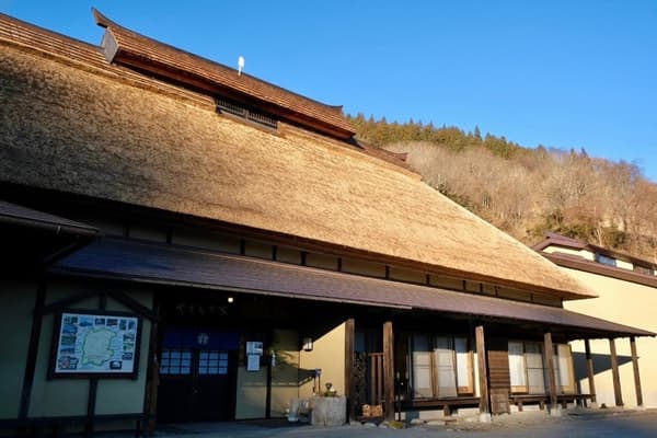 Yakimochiya — large thatched roof renovated last year