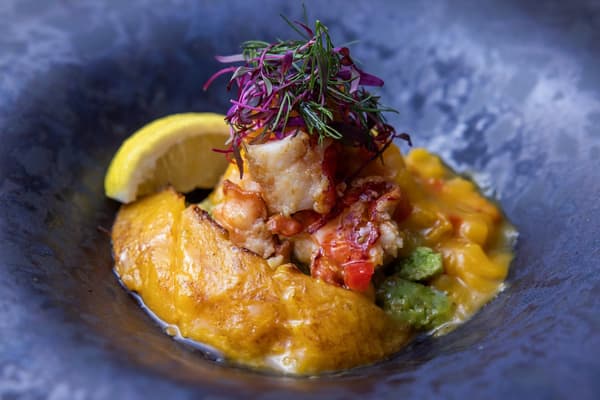 Lobster teppanyaki with Miyazaki mango sauce