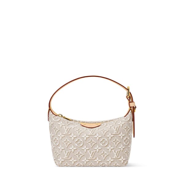 Louis Vuitton Pochette Hills dalam kanvas jacquard Monogram Emblem