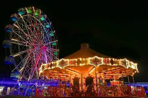 Night amusement park at Mother Farm, view 2