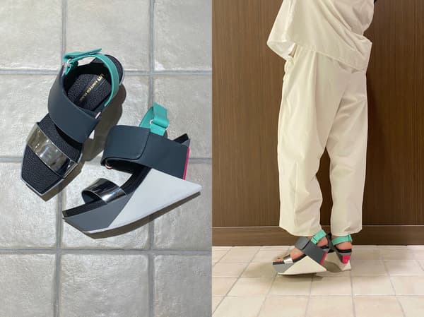 10cm 힐의 UNITED NUDE 샌들