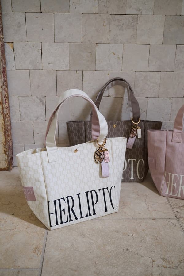 HLT 데일리 모노그램 토트백