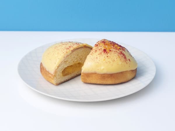 Whole Mango Cream Bread ¥421 / DEAN & DELUCA