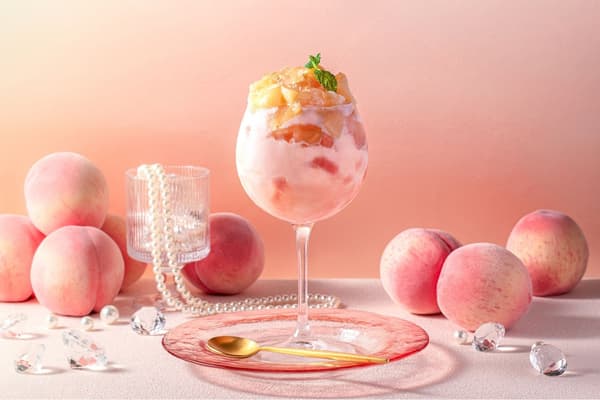Bijou Peach Frozen — ¥2,400 (tax included)