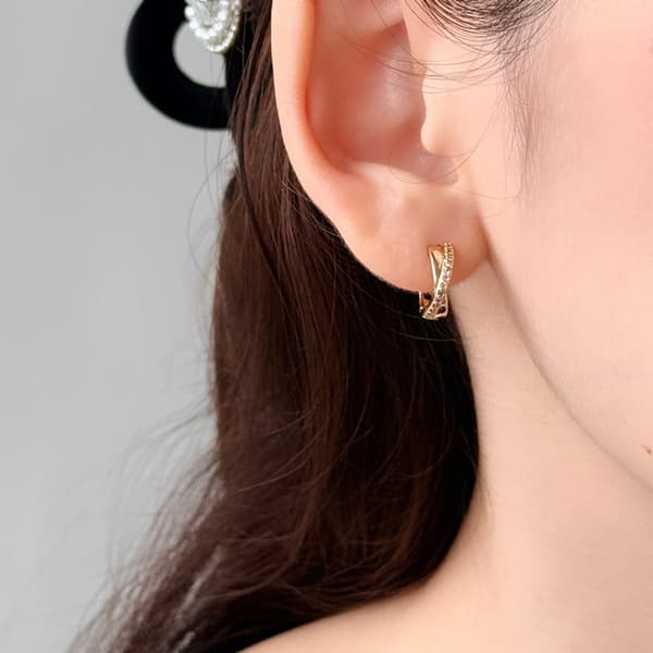 Cross Hoop Earrings / Cubic Zirconia (クロスフープピアス / キュービックジルコニア)
