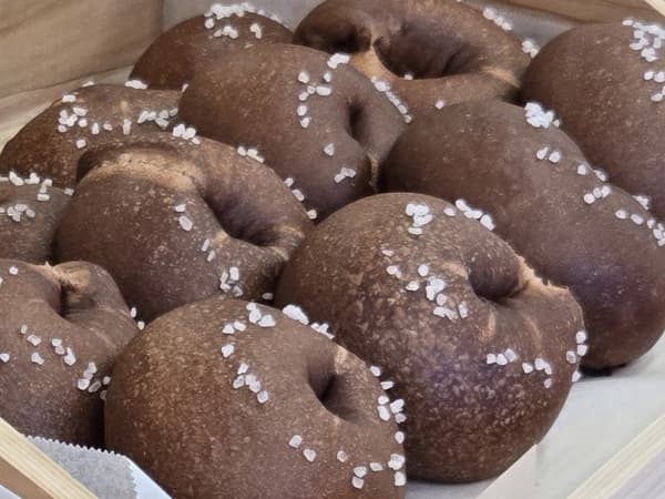 AREUM BAGEL 大名店