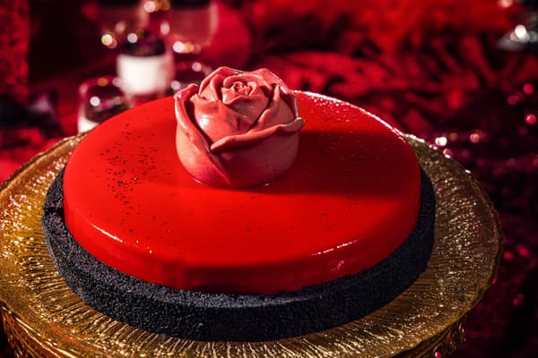 Blooming in Splendor rose-shaped raspberry mousse