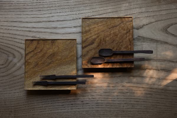 Piring kayu oleh 角 俊哉
