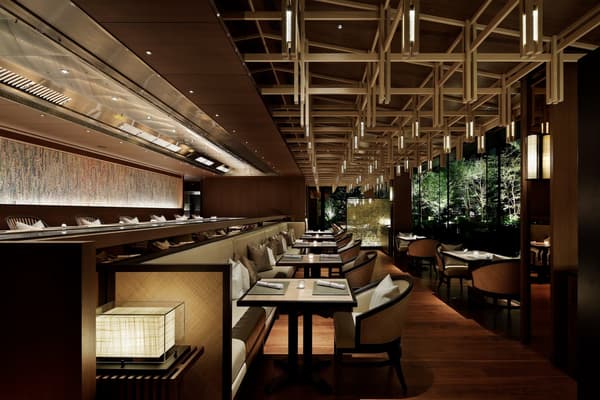 Makan malam gala four-hands di HOTEL THE MITSUI KYOTO