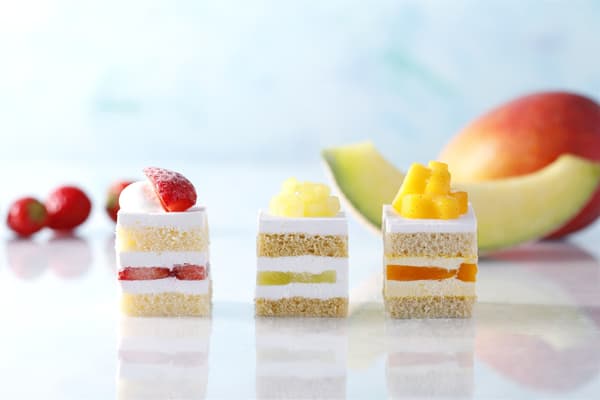 Three shortcakes and Napoleon Pie at the Super Sweets Buffet 2026