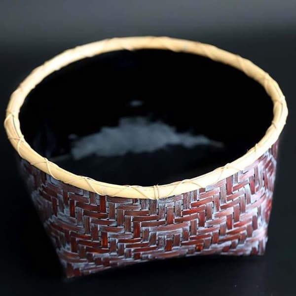 Keranjang sumitori bertepi rotan hitam