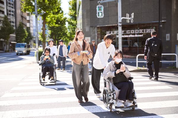 神田街道上的輪椅體驗