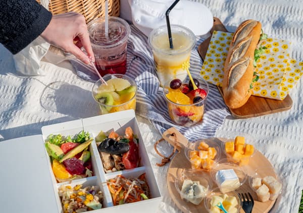 SUNNY PICNIC期间提供的外卖食品