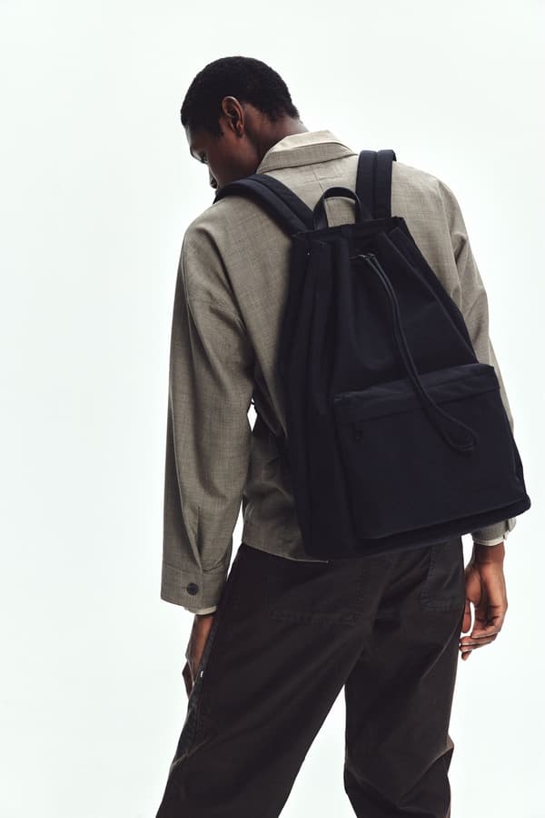 NYLON BACKPACK DS L 007（黑色）