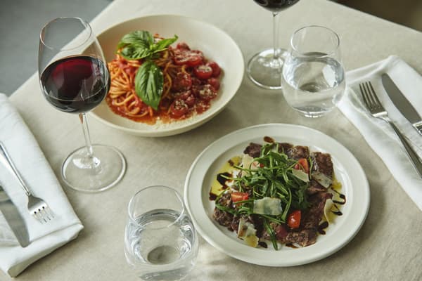 A variety of a la carte dishes are also available