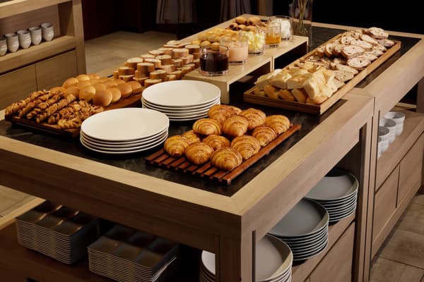 吃到飽的新鮮出爐麵包