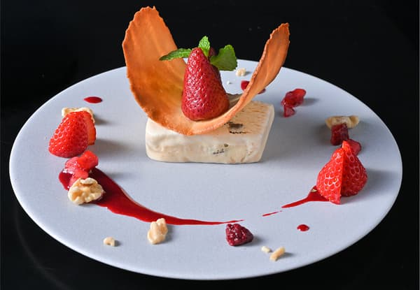 Dessert of the Day – Parfait and Seasonal Fruit