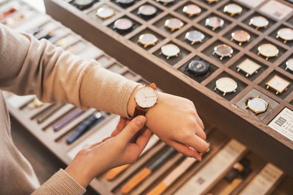 Customizing a watch at Maker's Watch Knot