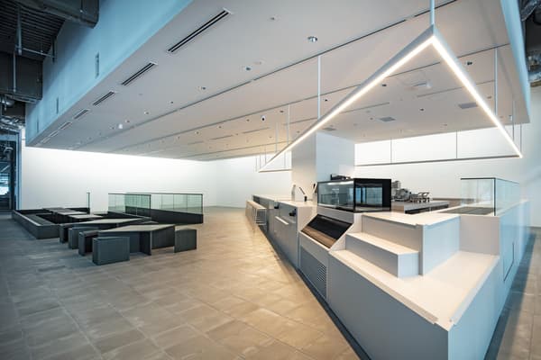 Gallery & Bakery Tokyo 8min (사진: 하세가와 켄타)