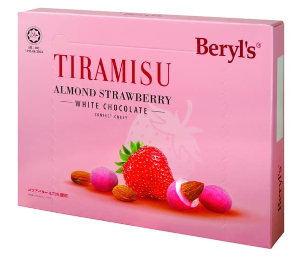 提拉米苏杏仁白草莓