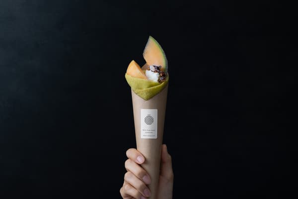 蜜瓜和苹果可丽饼