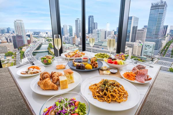 THE C's SKY DINING restaurant space