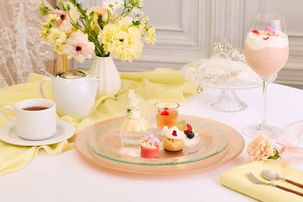 Mariée Floral Celebration Afternoon Tea Plate (for 1 person)