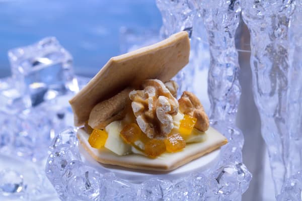 Ice Crystal Cracker Sandwich