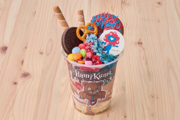 EXPO 2025 MYAKU-MYAKU & HamiKuma Chocolate & Mixed Berry Sundae