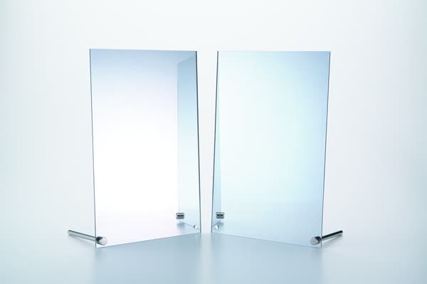 KDcolle and Kadopla display mirror panel set, front view