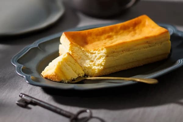 Ivorish MAISON 수플레 케이크