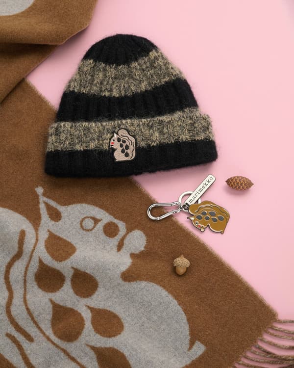 Pop-up exclusive items