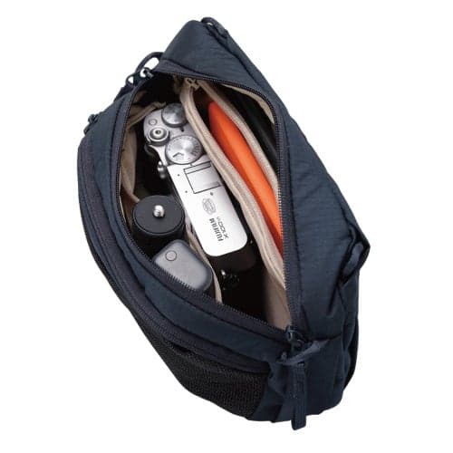 Core Sling storage compartments