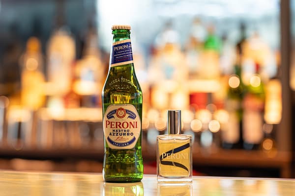 Peroni Fiore dengan Profumo, koktail bir orisinal