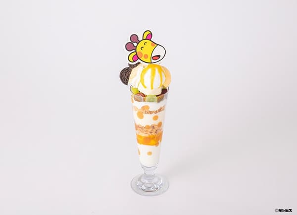分享享用！長頸鹿長聖代 - 3,880日元（含稅）