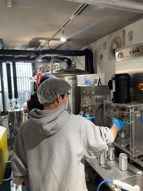 Cans filled directly from the keg