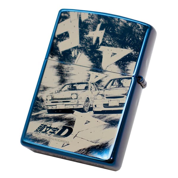 蓝色钛金属《头文字D》ZIPPO打火机，展示激光雕刻细节