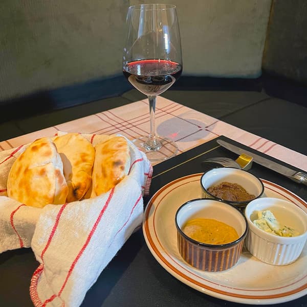 Fouée Set - a variety of accompaniments for sharing