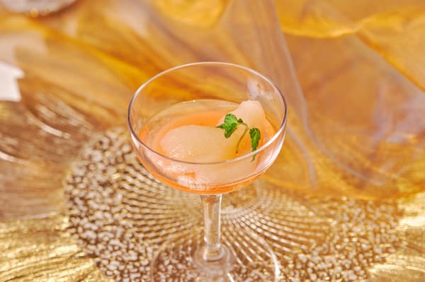 Yogurt and White Peach Jelly