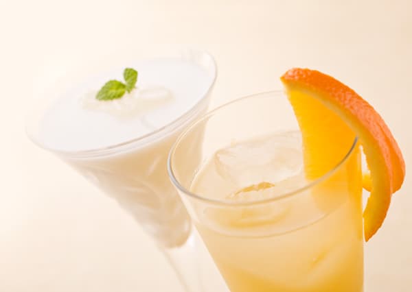Gorohachi mixed with milk or orange juice
