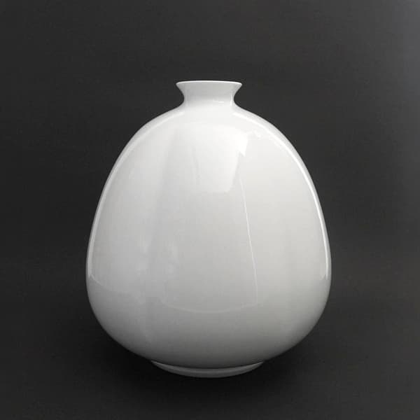 Jarrón de porcelana blanca en forma de melón por el fallecido Manji Inoue