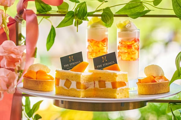 Pilihan hidangan manis persik pada afternoon tea